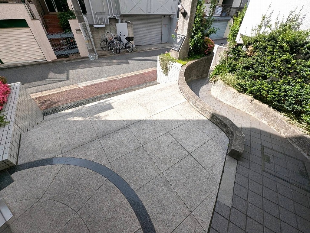 クリオ赤塚壱番館　エントランス スロープあり